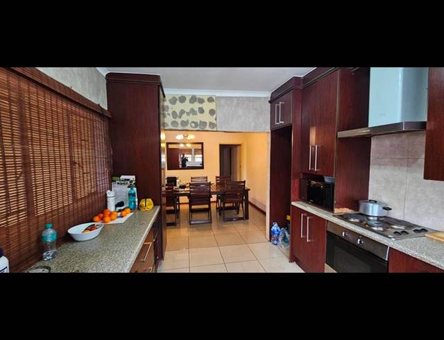 4 BEDROOM HOUSE FOR SALE IN DANVILLE